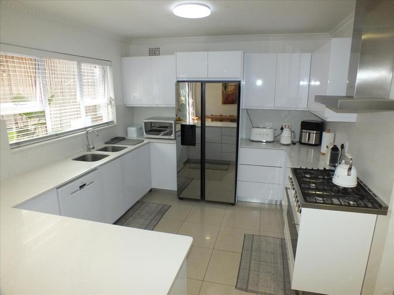 4 Bedroom Property for Sale in Mitchells Plain Central Western Cape